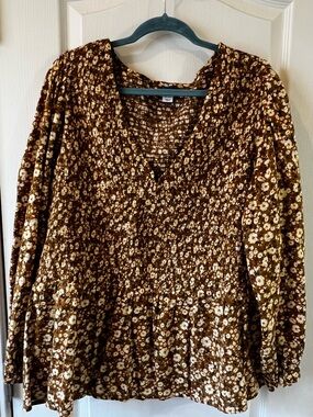 Old Navy Brown Floral Smocked V-Neck Blouse